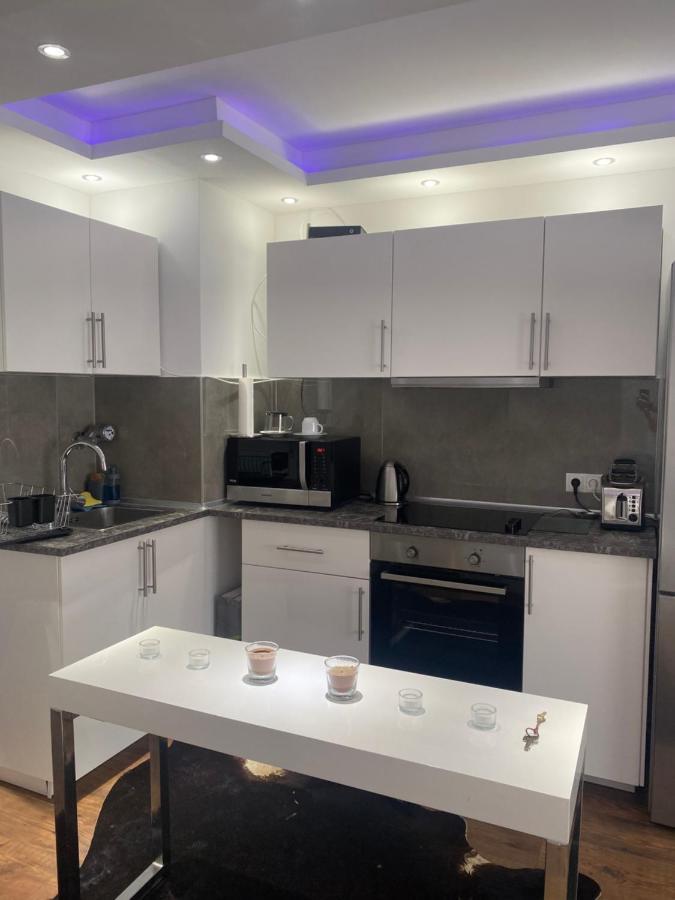 Wohnung In Hamburg Zentrum Экстерьер фото